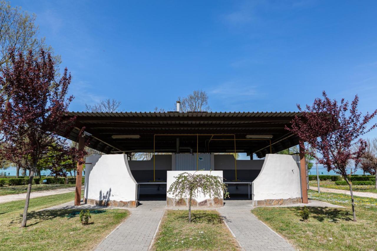 Aranypart Camping & Apartments シオーフォク エクステリア 写真