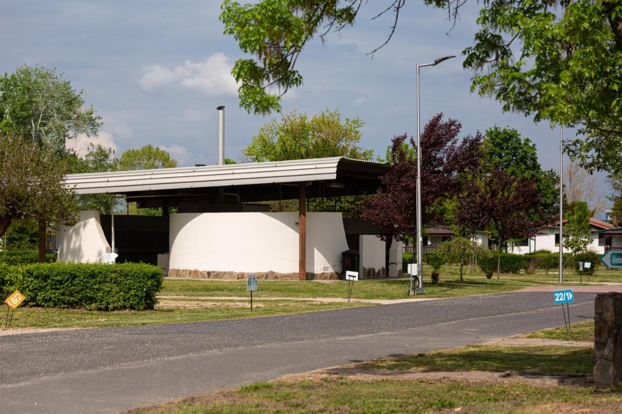 Aranypart Camping & Apartments シオーフォク エクステリア 写真
