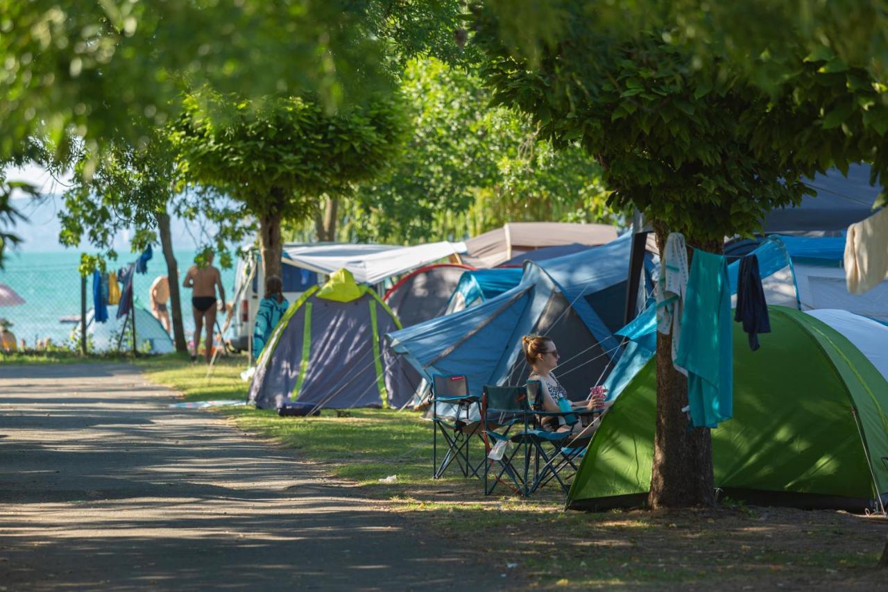 Aranypart Camping & Apartments シオーフォク エクステリア 写真