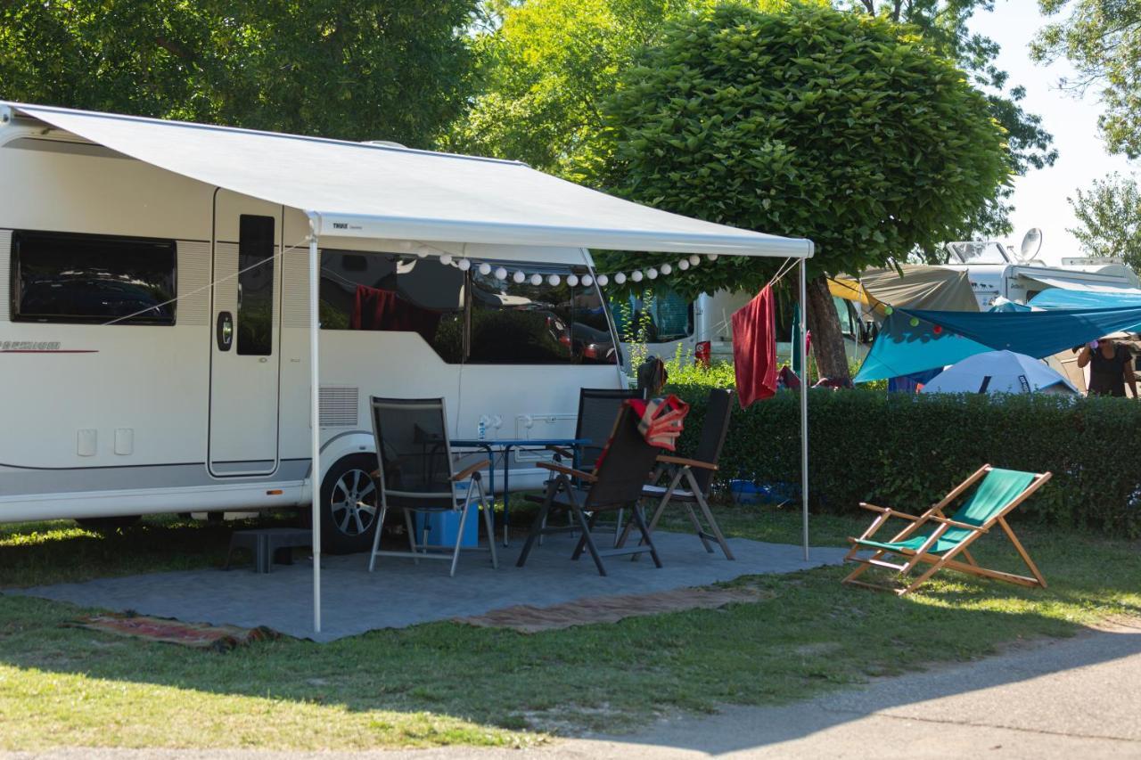 Aranypart Camping & Apartments シオーフォク エクステリア 写真