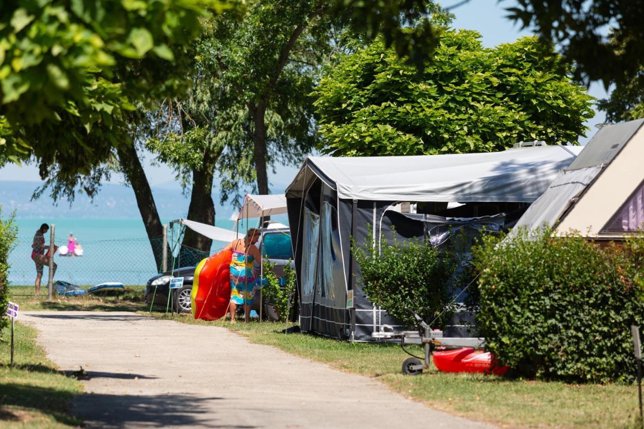 Aranypart Camping & Apartments シオーフォク エクステリア 写真