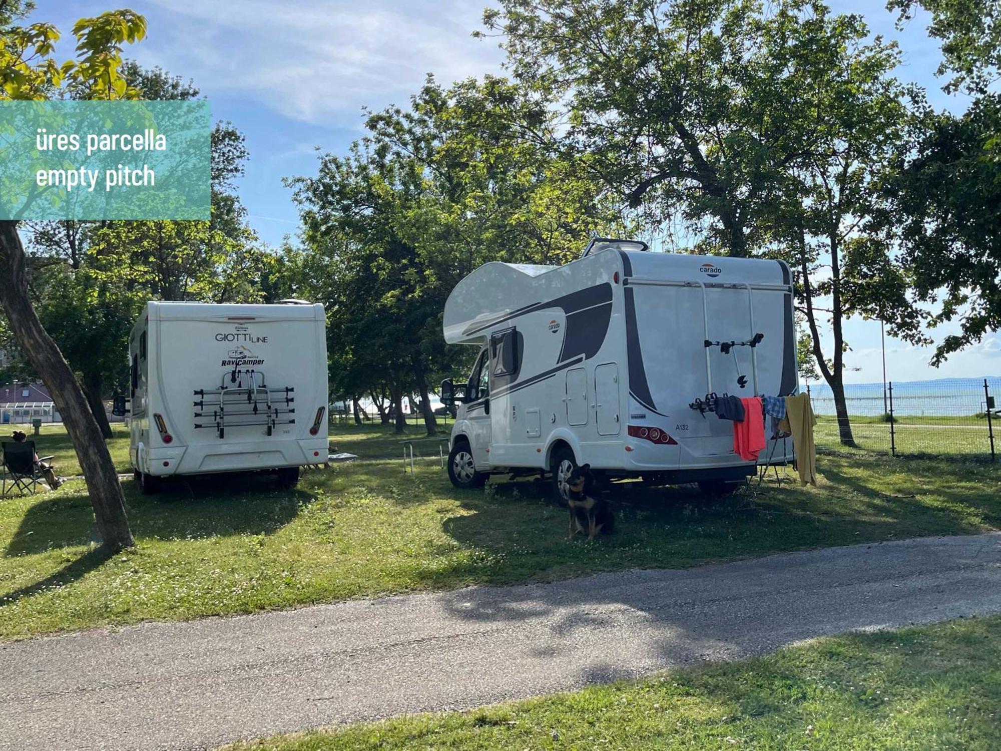 Aranypart Camping & Apartments シオーフォク エクステリア 写真