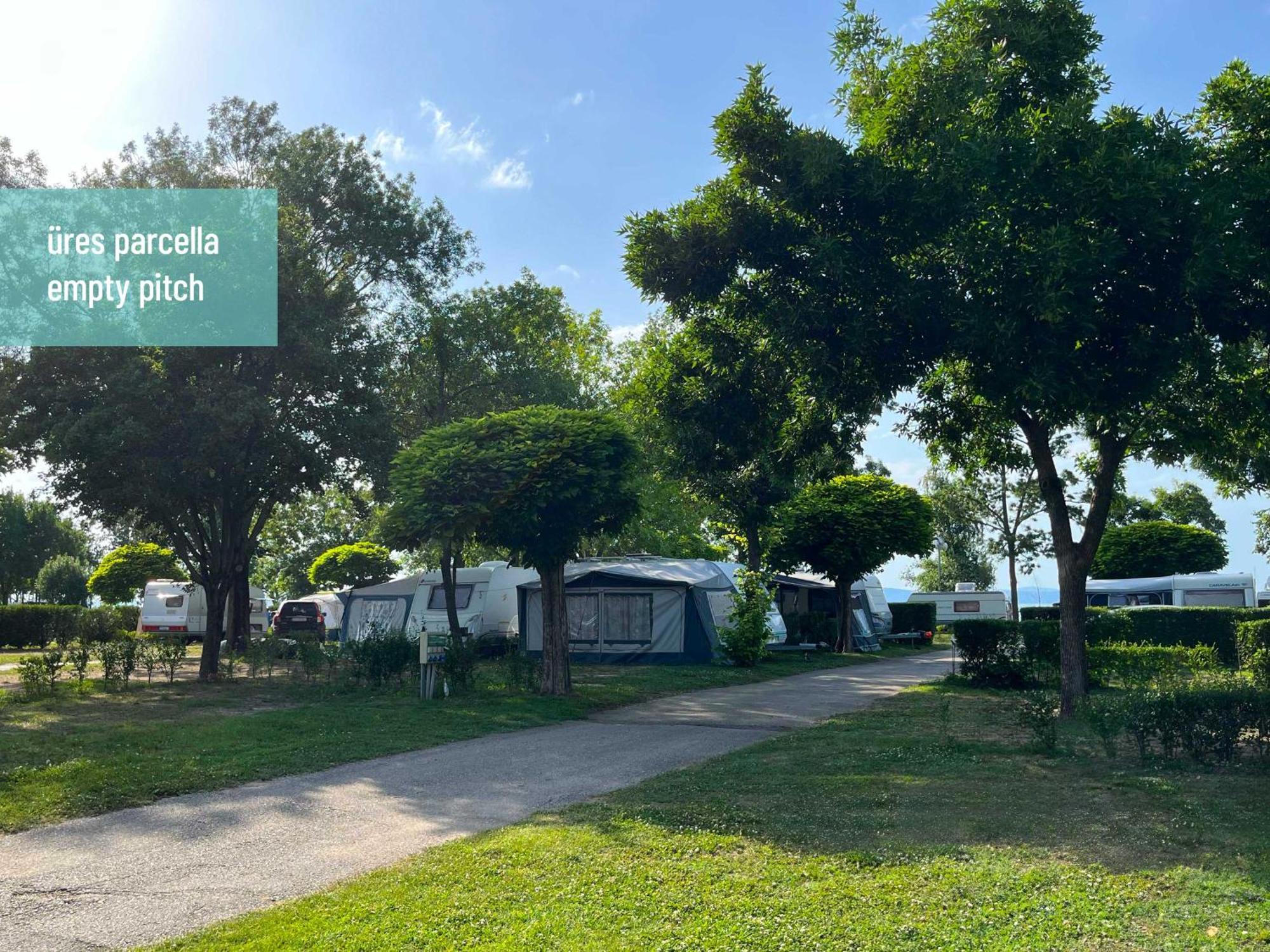 Aranypart Camping & Apartments シオーフォク エクステリア 写真